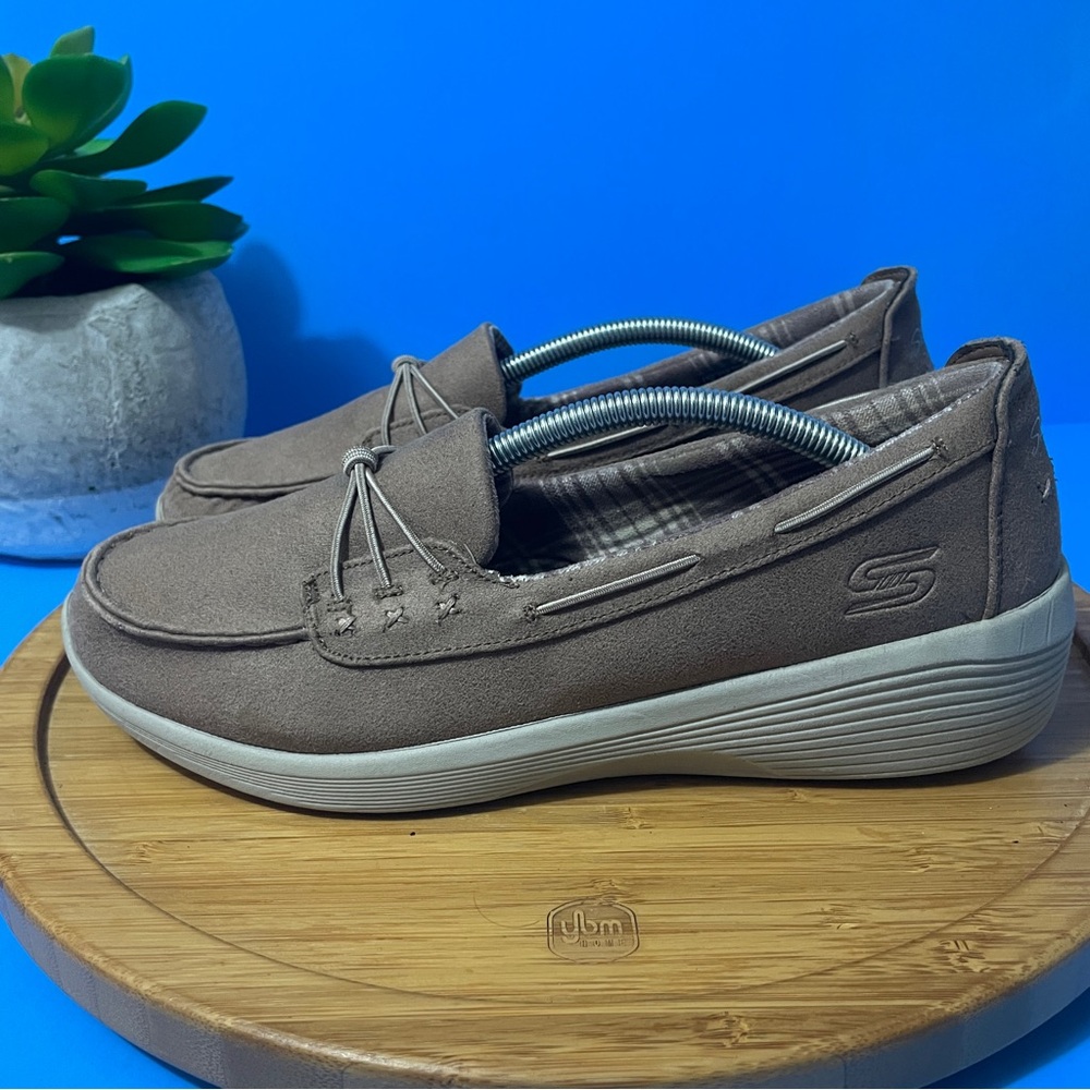 Skechers Arya Sail With Me Taupe Moccasin Loafers Slip-On Boat Shoes Size 9